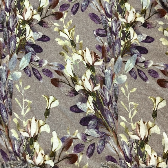 Posh Peanut Long Sleeved Ruffled Romper - Picture 5 of 5